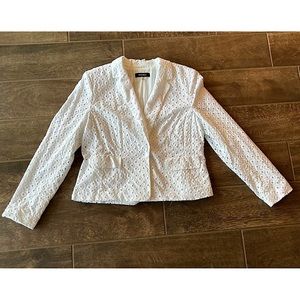 Nine West White Eyelet Blazer - Size 12